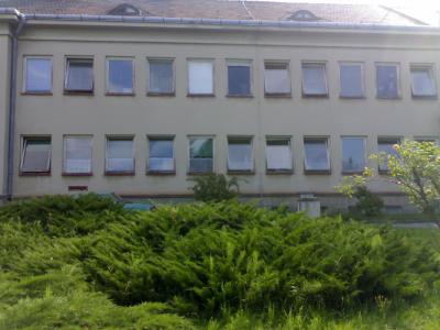 Budova polikliniky pred rekonštrukciou, foto 9 z 10