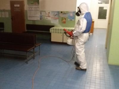 Dezinfekcia priestorov  Polikliniky Sabinov proti COVID-19 , foto 5 z 10