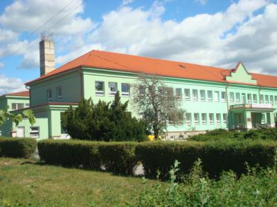 Budova polikliniky po rekonštrukcii, foto 8 z 11