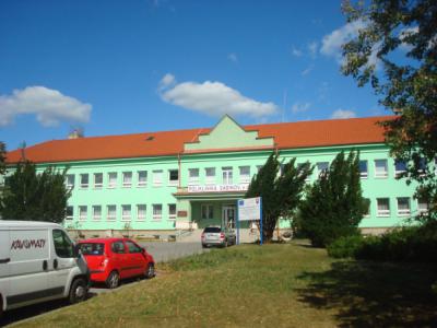 Budova polikliniky po rekonštrukcii, foto 9 z 11