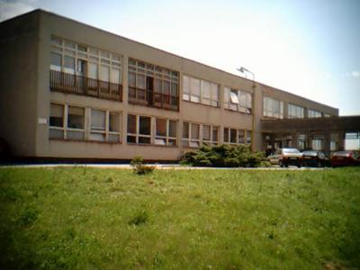 Budova polikliniky pred rekonštrukciou, foto 2 z 9